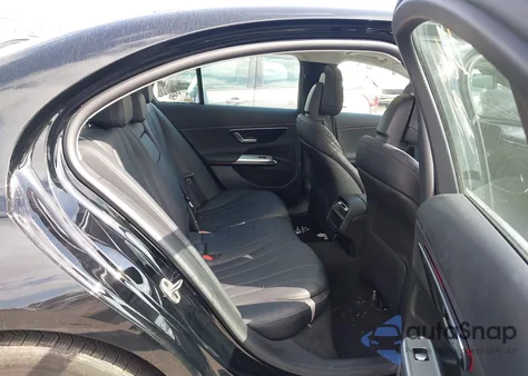 2025 Mercedes-Benz E 350 350 from USA, damaged, VIN W1KLF4GB7SA123937